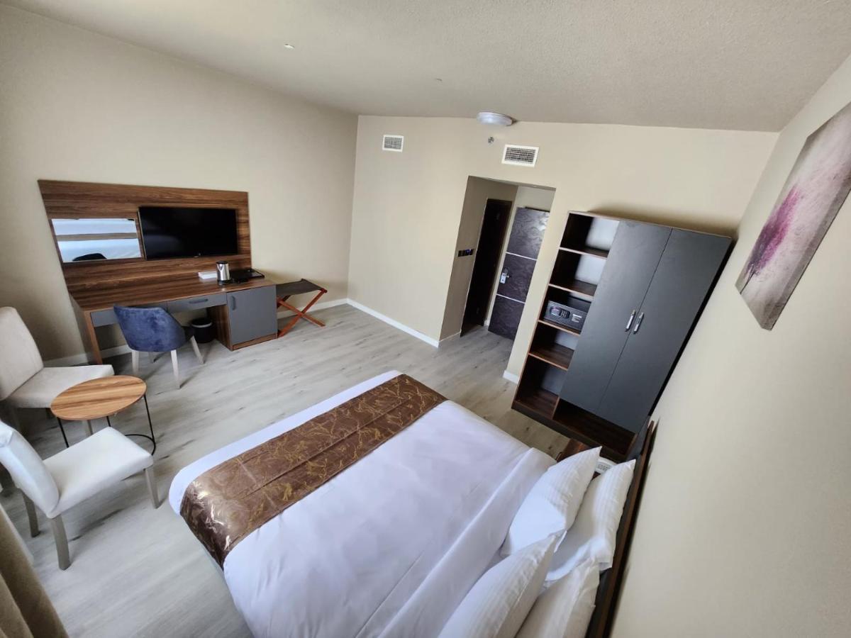 The Saj Hotel Ajman Luaran gambar